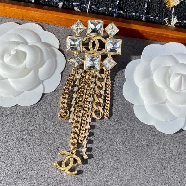 cc Brooch - Image 8