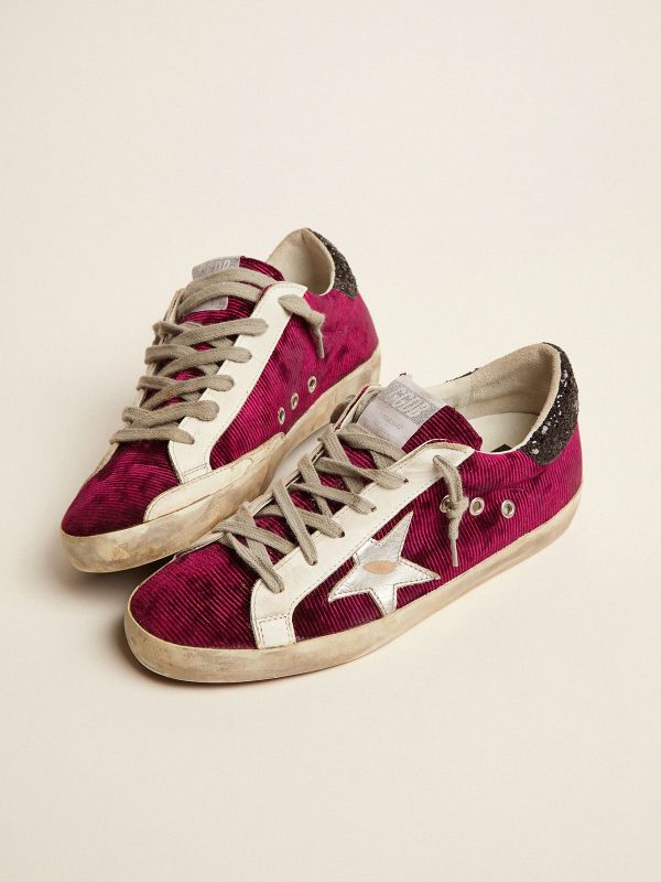 Sup-S sneakers in raspberry-red velvet and black glitter heel tab — изображение 2