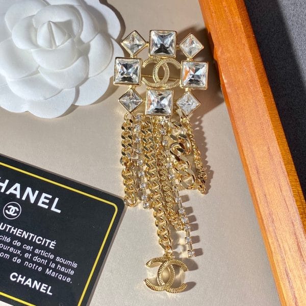 cc Brooch - Image 7