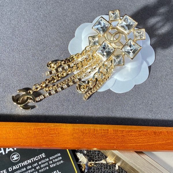 cc Brooch - Image 4