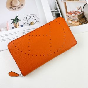 H Silk’in Empson-Barenia leather wallets size : 20x11.5x1.5cm