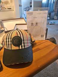 Burberry hat