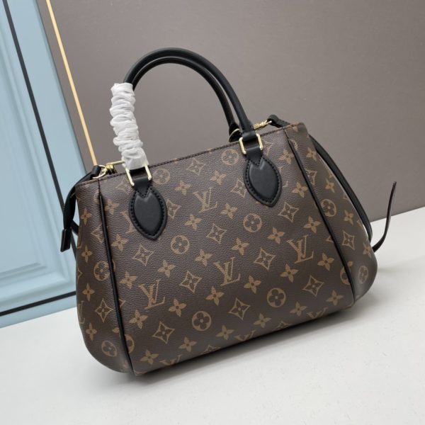 Louis new arrival handbag size: 33-22-16cm - Image 11