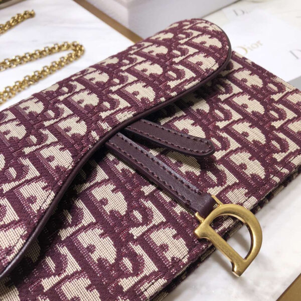 D Bordeaux Oblique Saddle Chain Clutch - Image 4