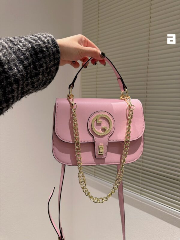 GC497 Gc Blondie top-handle Bag / 9"W x 6"H x 4.3"D - Image 6