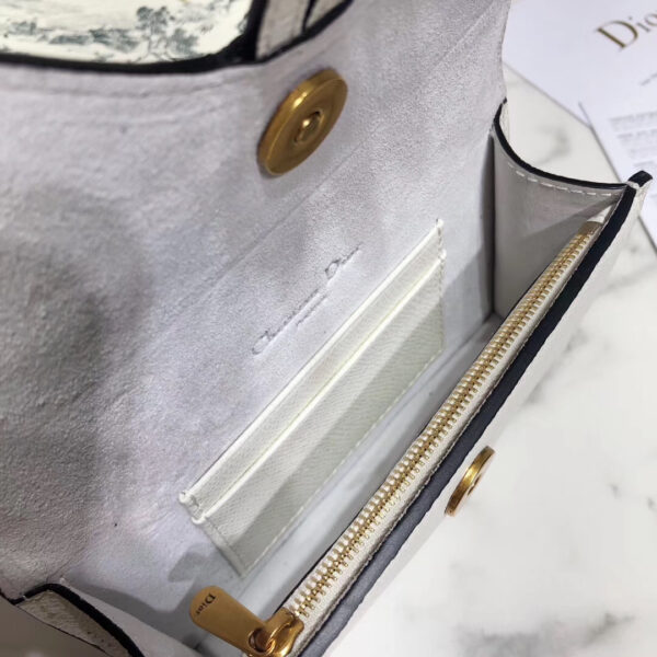 D White Calfskin Saddle Belt Bag - Afbeelding 6