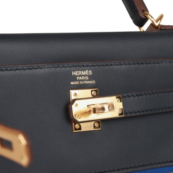 H Colormatic Kelly Retourne 25 Caban, Black and Chai Swift Gold Hardware - Image 6