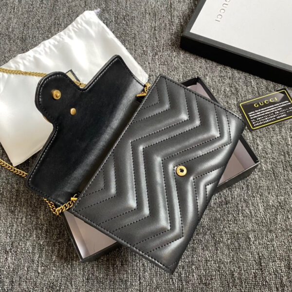 GC434 GG Marmont matelassé mini bag / 8"W x 5"H x 2.5"D — изображение 9