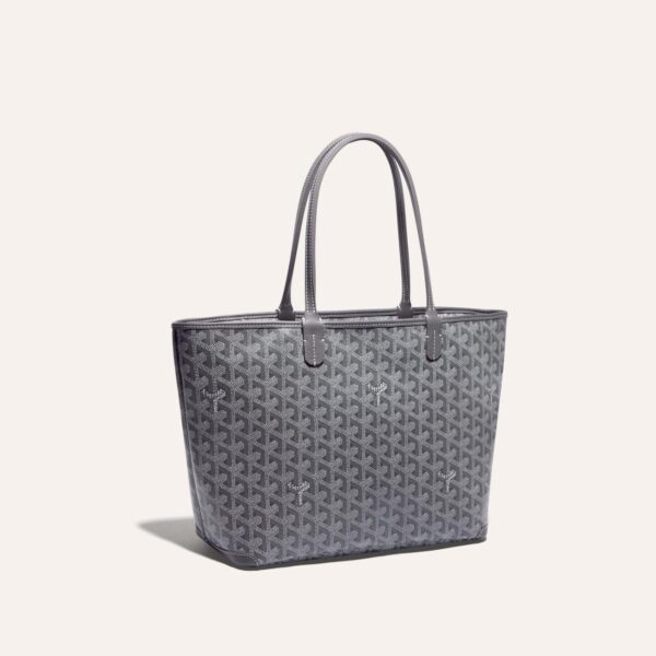 Artois bag 10