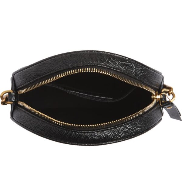 Y Vinyle Round Camera Bag in Chevron-Quilted Grain de Poudre Embossed Leather — изображение 6