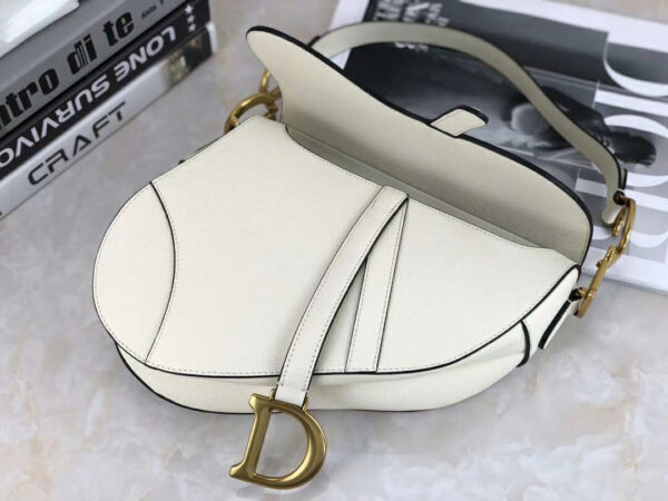 CHRISTIAN D Grained Calfskin Saddle Bag White - Afbeelding 4