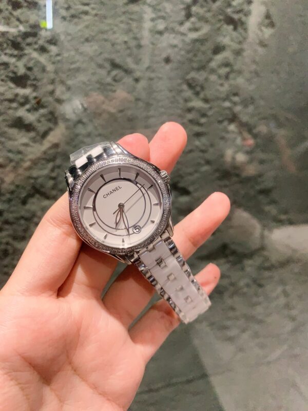 CC new arrival women watch 35mm - Image 2
