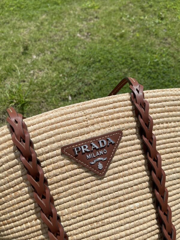 Pra new arrival tote bag size : 50*18*26 cm top quality ~ - Bild 8