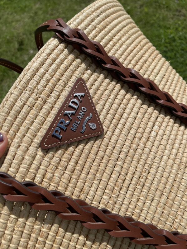 Pra new arrival tote bag size : 50*18*26 cm top quality ~ - Bild 4