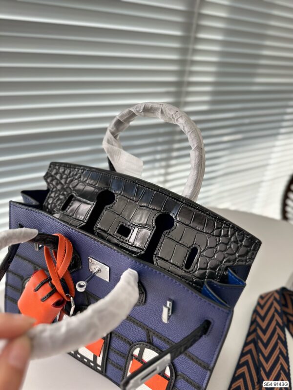 H Birkin 25cm sellier Faubourg size: 25 * 20 cm — изображение 4