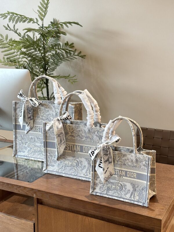 D new arrival tote bag — изображение 5