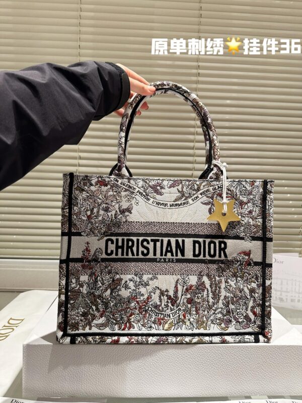 D book tote new arrival bag - Billede 6