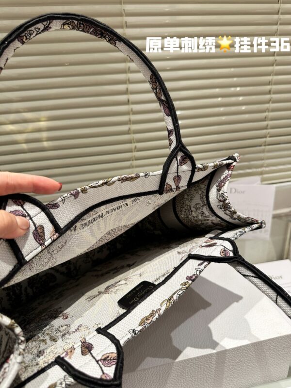 D book tote new arrival bag - Billede 8