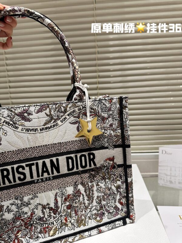D book tote new arrival bag - Billede 10