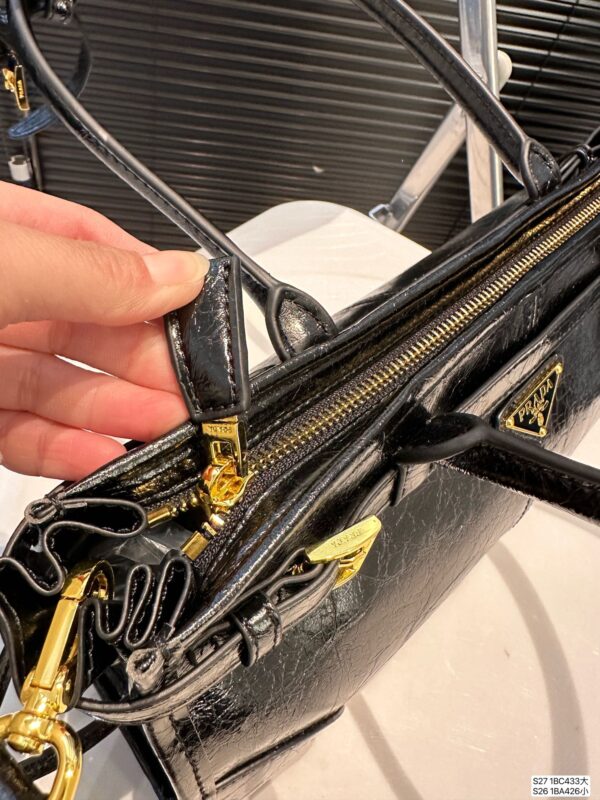 Pra soft lux New arrival handbag - Afbeelding 4