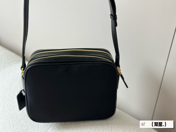 Prada odette new arrival camera bag size: 21 * 16cm - Immagine 2
