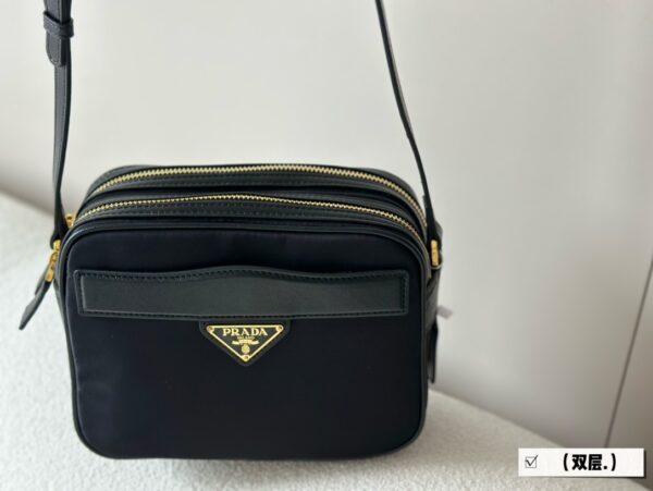 Prada odette new arrival camera bag size: 21 * 16cm - Immagine 9