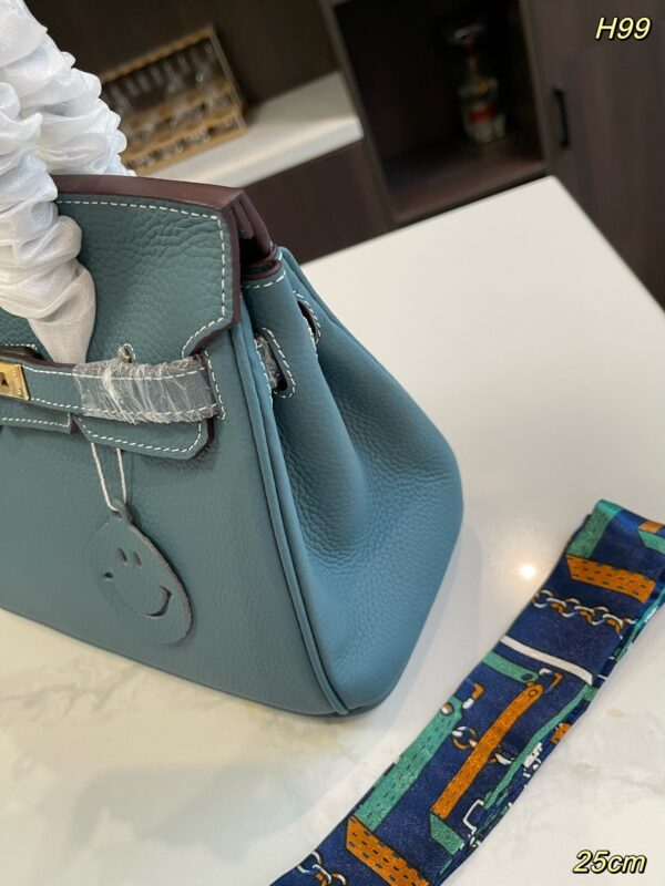 Her new arrrival Birkin togo leather bag size: 25 cm - Image 3