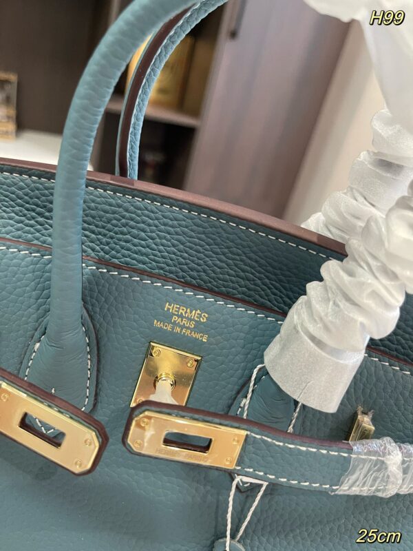 Her new arrrival Birkin togo leather bag size: 25 cm - Image 9