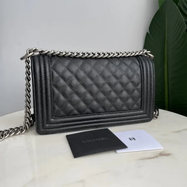 BOY CC HANDBAG CAVIAR LEATHER - Bild 2