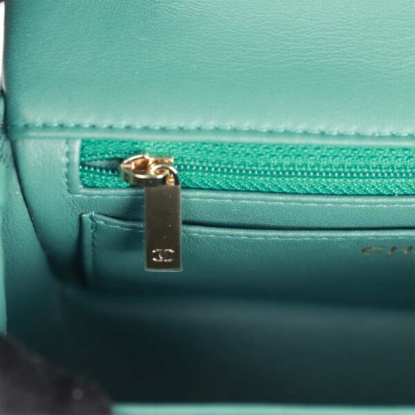 CC Mini Rectangular Flap Bag Green Lambskin Light Gold Hardware - Immagine 9