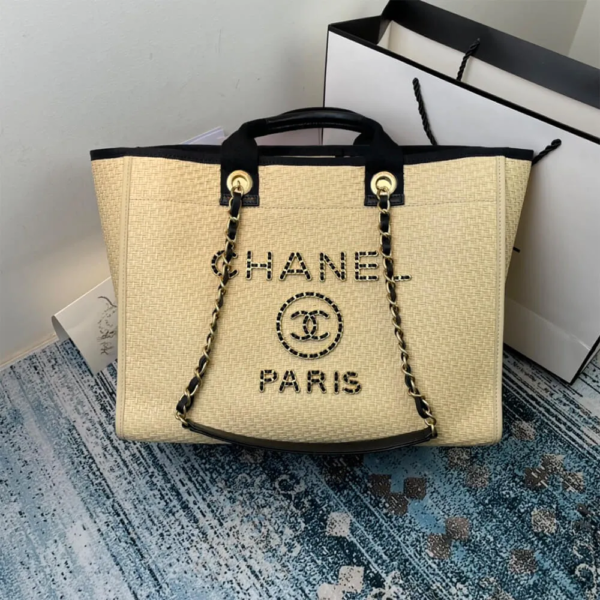 CC Deauville Tote Woven Chain Leather Logo 21S - Image 2