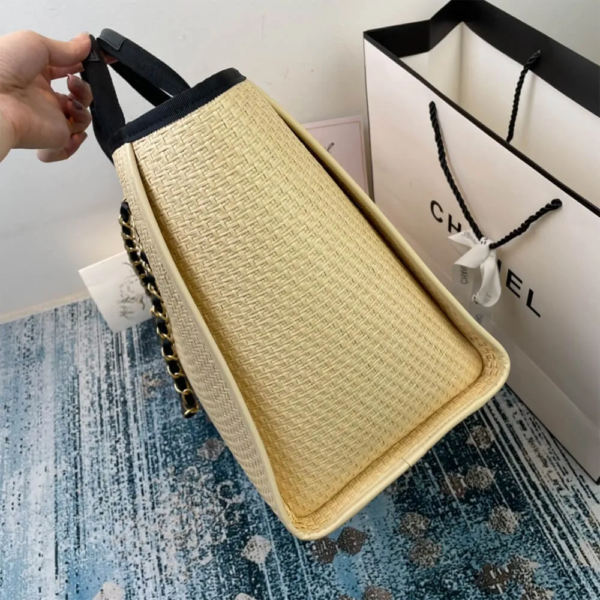 CC Deauville Tote Woven Chain Leather Logo 21S - Image 3