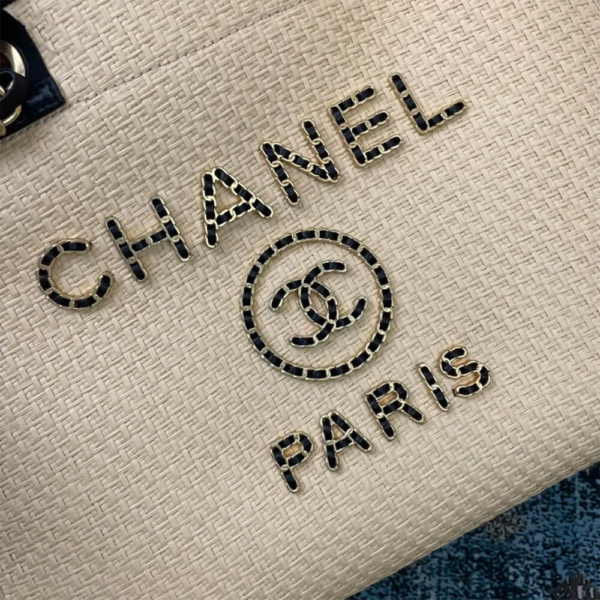 CC Deauville Tote Woven Chain Leather Logo 21S - Image 5