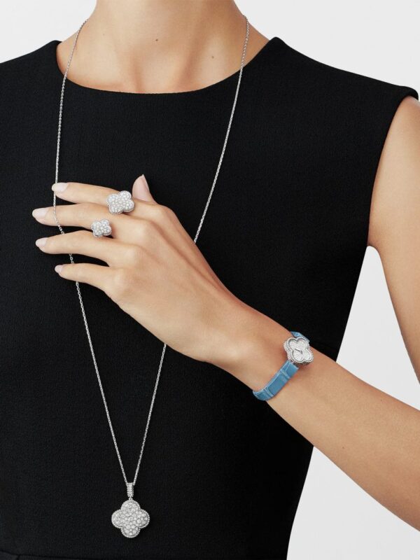 Magic Alhambra Long Necklace, Single Pendant - Billede 3