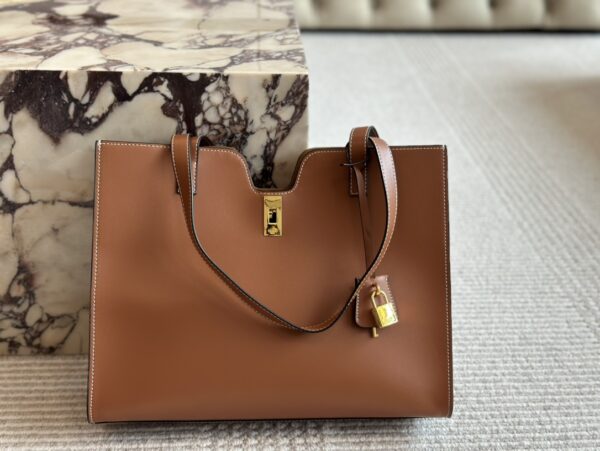 Ce new arrival 2025 tote bag size: 37*29 cm - Bild 4